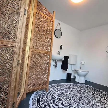 Schlaffass Mit Wellness In Alter Scheune ラグジュアリーテント *