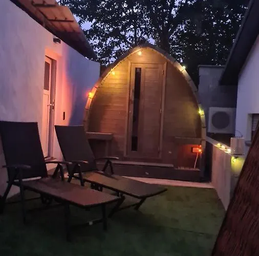 Schlaffass Mit Wellness In Alter Scheune Campo de lujo